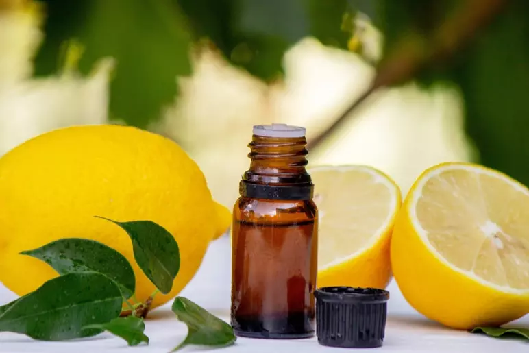 l’huile essentielle de citron pour stopper les envies de sucre